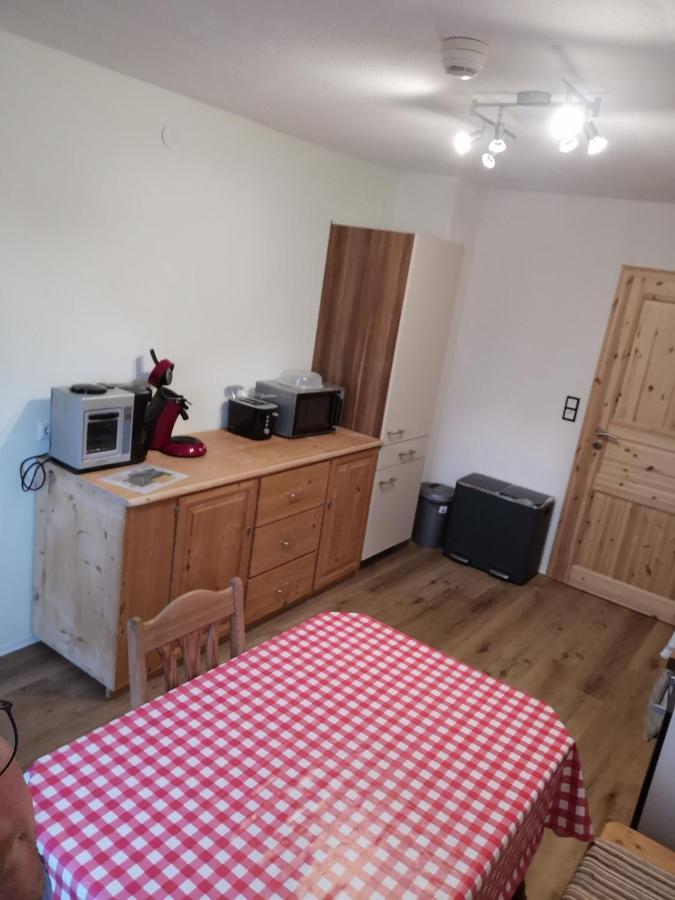 Apartment Auszeit Mit Kueche Viel Ruhe Und Natur Untrasried Extérieur photo