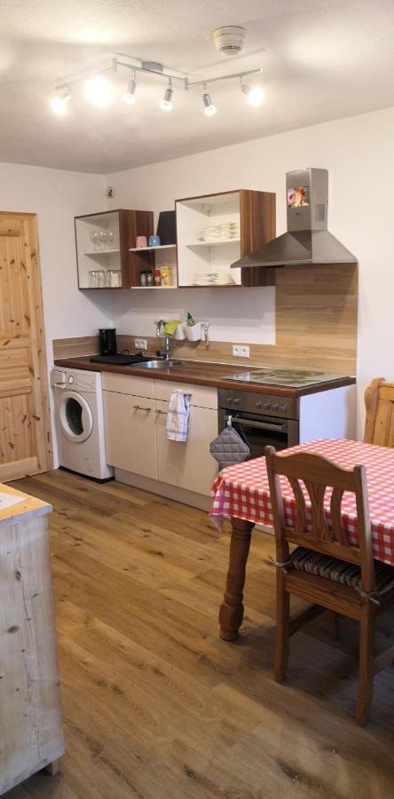 Apartment Auszeit Mit Kueche Viel Ruhe Und Natur Untrasried Extérieur photo