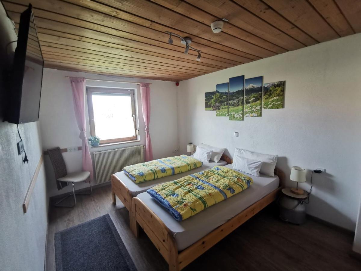 Apartment Auszeit Mit Kueche Viel Ruhe Und Natur Untrasried Extérieur photo